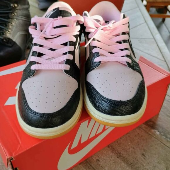 Nike Dunk Low sneakers - Picture 2 of 7